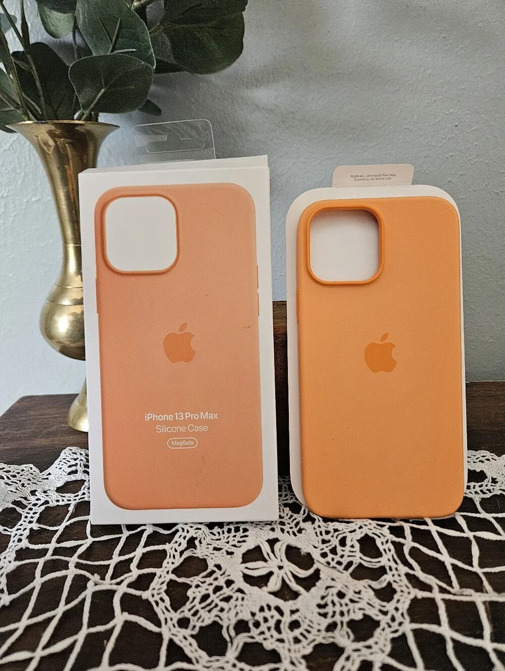 APPLE New Iphone 13 Pro Max Silicone Phone case Marigold color.